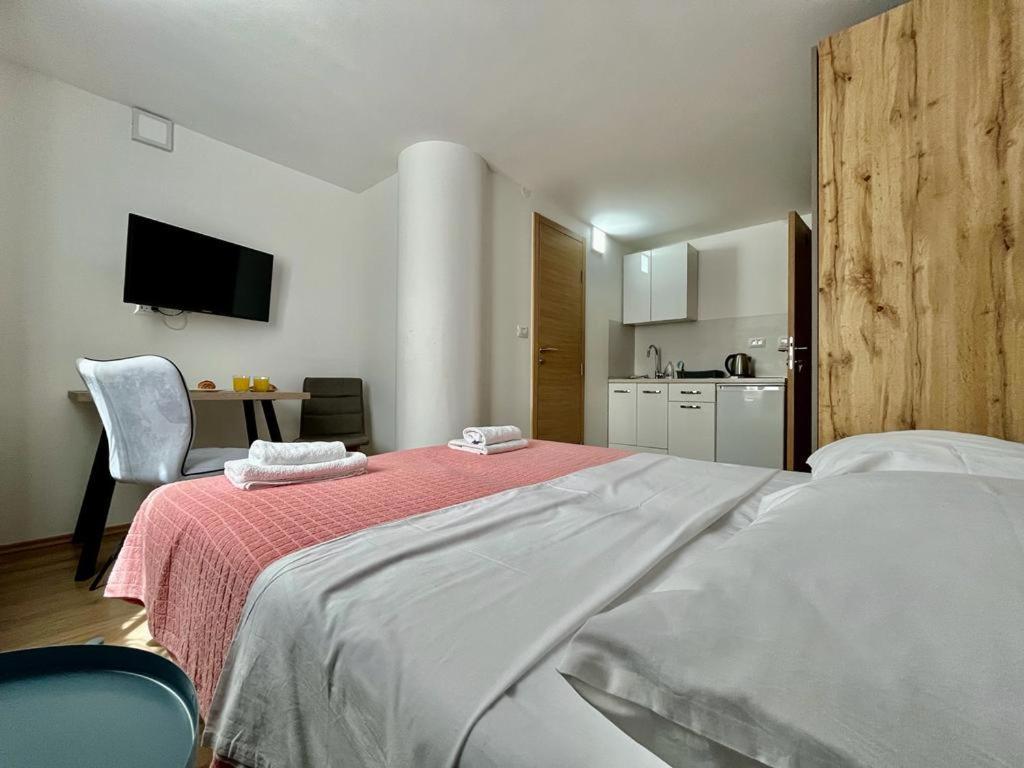 Apartmani Roza Póla Kültér fotó